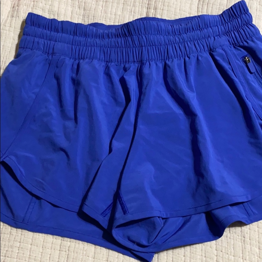 Lululemon tracker shorts!